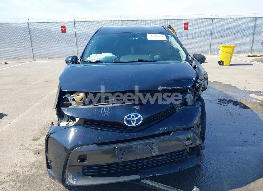 Photo 12 of 2016 Toyota Prius V TWO (VIN JTDZN3EU4GJ053830)