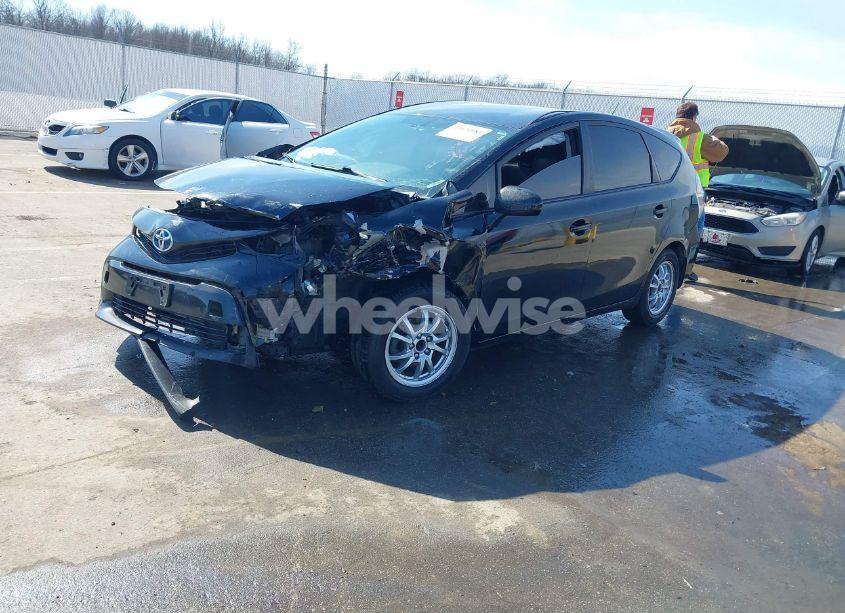 Photo 2 of 2016 Toyota Prius V TWO (VIN JTDZN3EU4GJ053830)