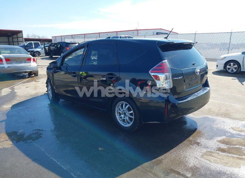 Photo 3 of 2016 Toyota Prius V TWO (VIN JTDZN3EU4GJ053830)