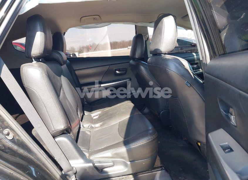 Photo 8 of 2016 Toyota Prius V TWO (VIN JTDZN3EU4GJ053830)