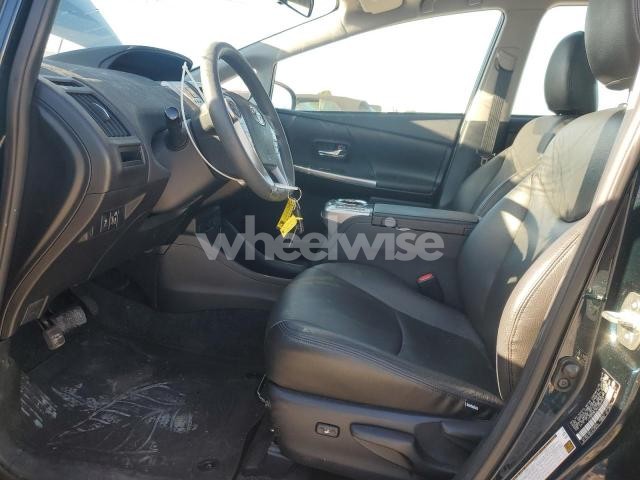 Photo 12 of 2017 TOYOTA PRIUS V (VIN JTDZN3EU4HJ069964)