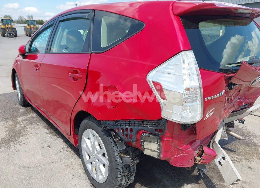 Photo 18 of 2012 Toyota Prius V THREE (VIN JTDZN3EU5C3092702)