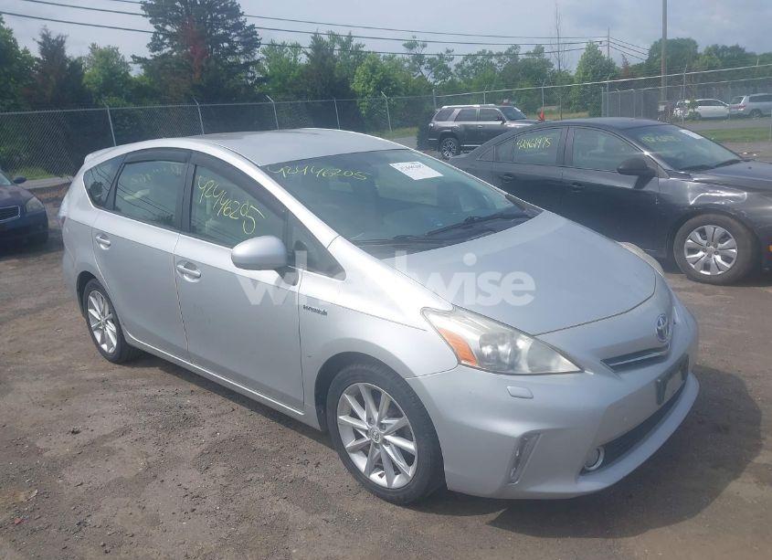 2013 Toyota Prius V FIVE (VIN JTDZN3EU5D3188234) main photo