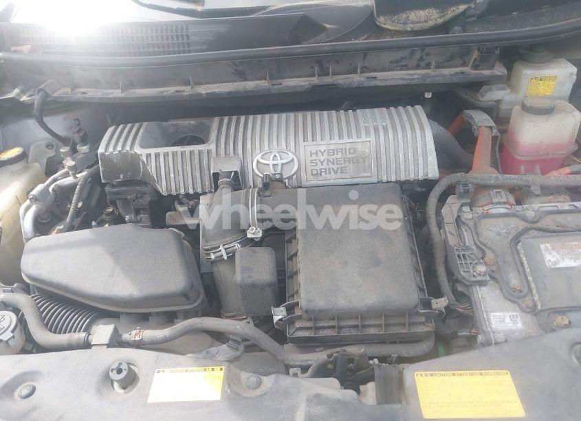 Photo 10 of 2013 Toyota Prius V FIVE (VIN JTDZN3EU5D3188234)