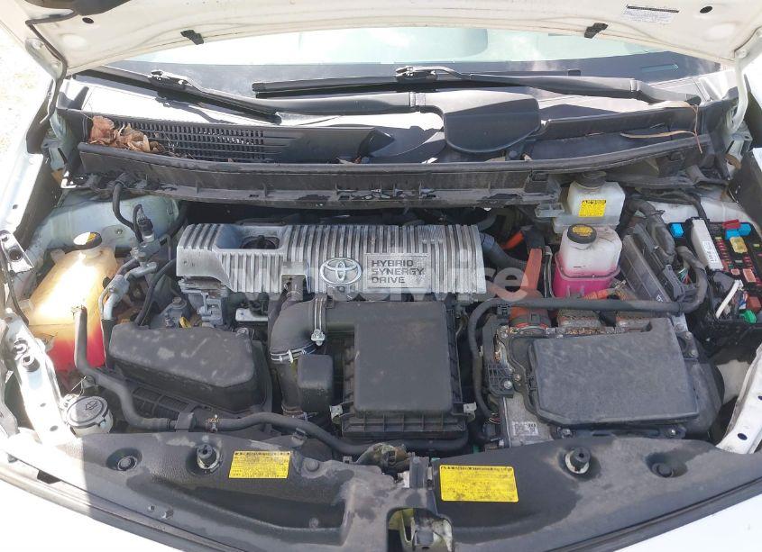 Photo 10 of 2014 Toyota Prius V THREE (VIN JTDZN3EU5E3311841)