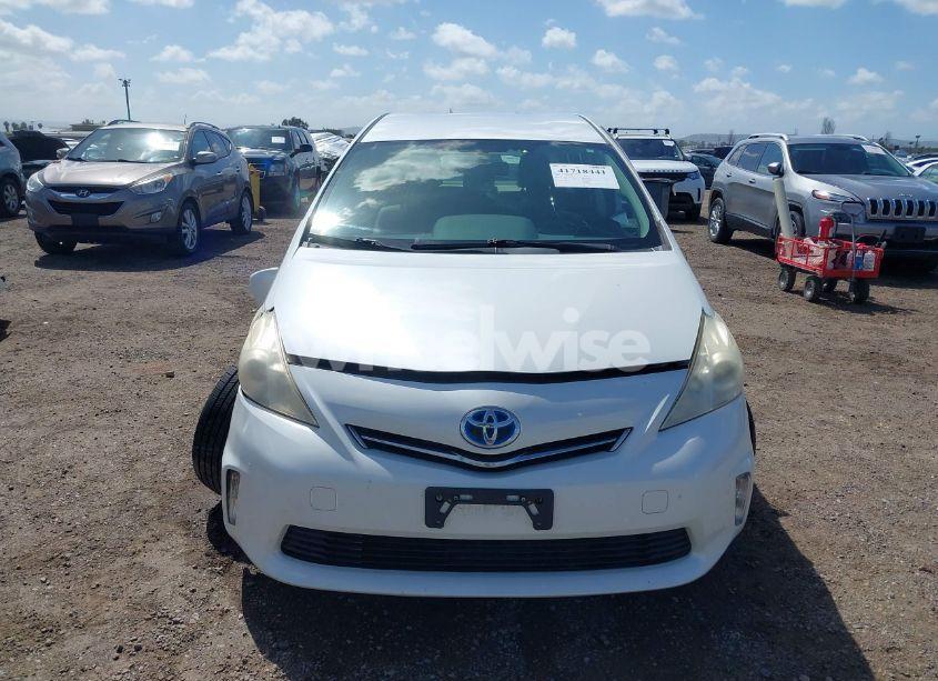 Photo 12 of 2014 Toyota Prius V THREE (VIN JTDZN3EU5E3311841)