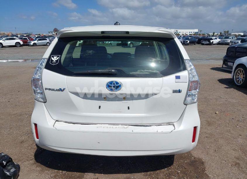 Photo 16 of 2014 Toyota Prius V THREE (VIN JTDZN3EU5E3311841)