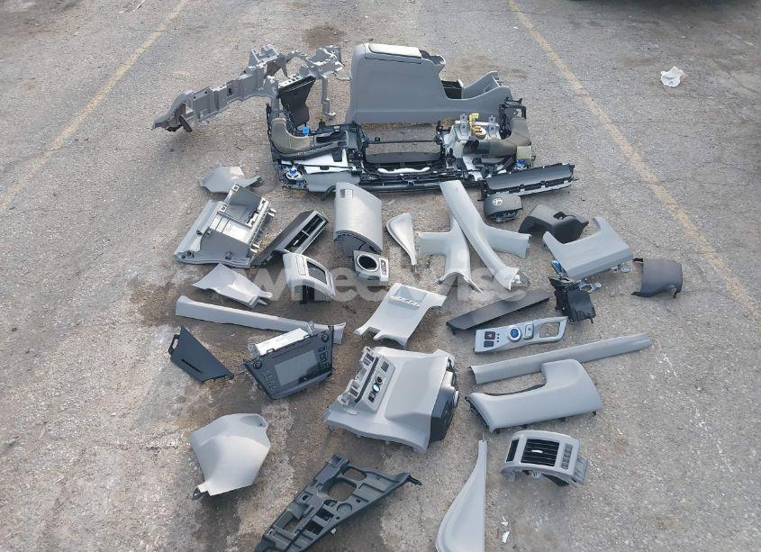 Photo 18 of 2017 Toyota Prius V TWO (VIN JTDZN3EU5HJ065566)