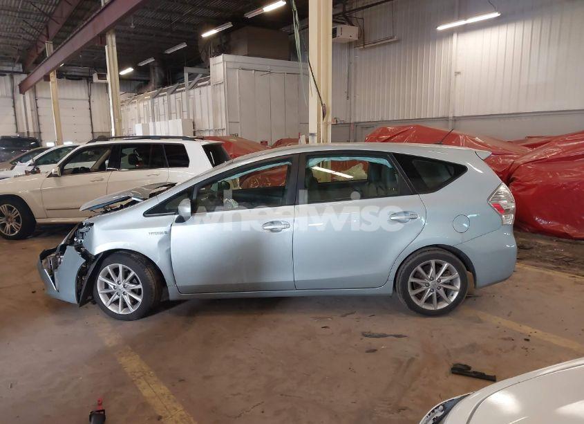 Photo 14 of 2012 Toyota Prius V FIVE (VIN JTDZN3EU6C3092109)