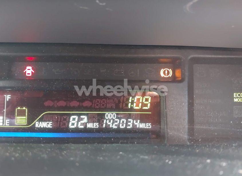 Photo 16 of 2013 Toyota Prius V THREE (VIN JTDZN3EU6D3282641)