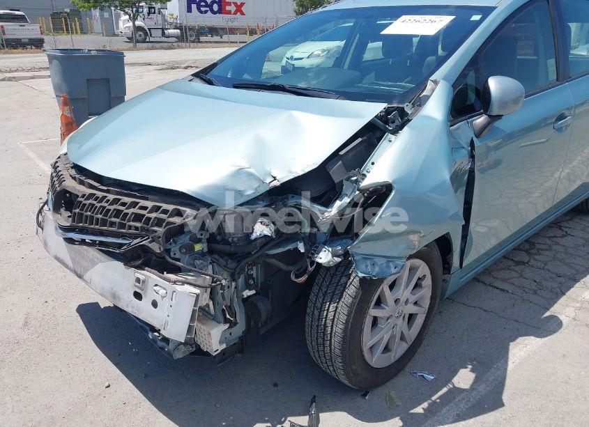 Photo 6 of 2013 Toyota Prius V THREE (VIN JTDZN3EU6D3282641)