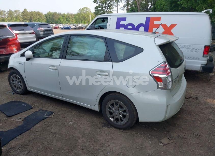 Photo 14 of 2015 Toyota Prius V TWO (VIN JTDZN3EU6FJ027888)