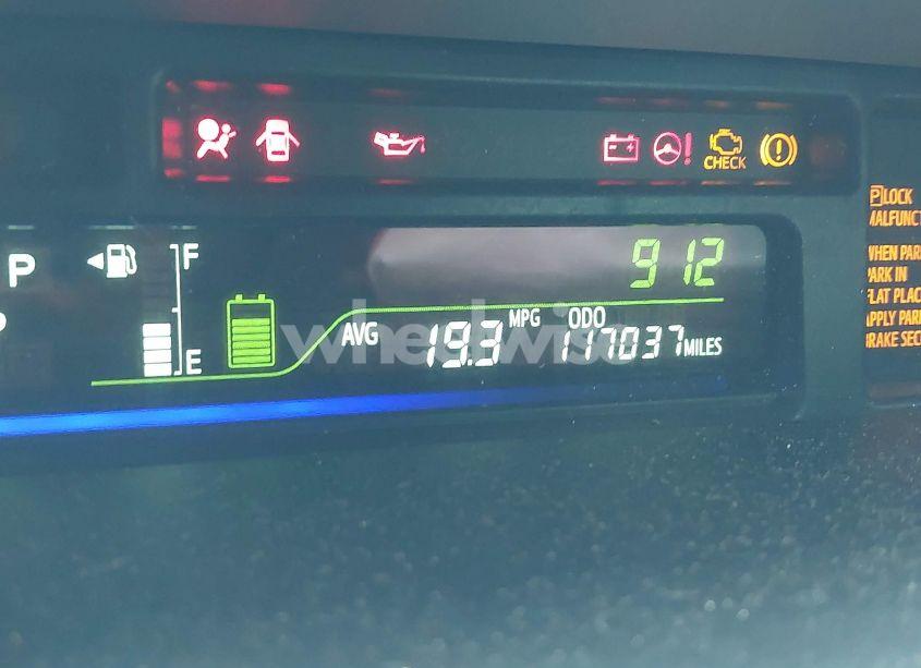 Photo 15 of 2015 Toyota Prius V TWO (VIN JTDZN3EU6FJ027888)