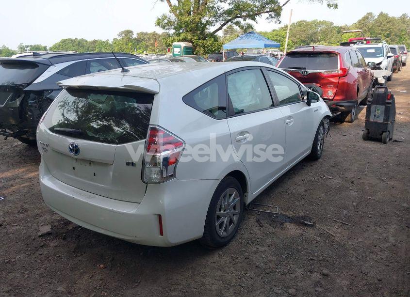 Photo 4 of 2015 Toyota Prius V TWO (VIN JTDZN3EU6FJ027888)