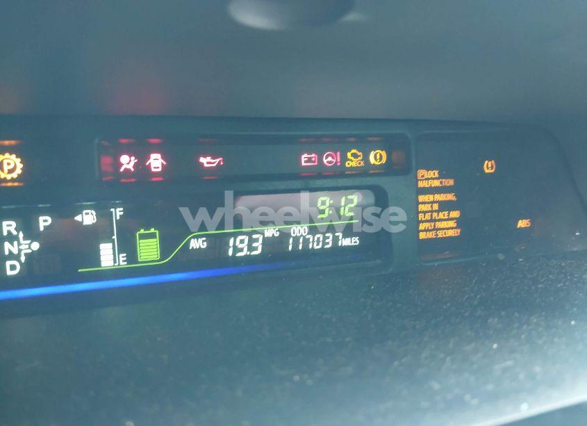 Photo 7 of 2015 Toyota Prius V TWO (VIN JTDZN3EU6FJ027888)