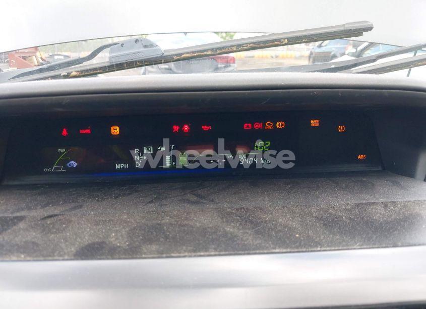 Photo 7 of 2012 Toyota Prius V THREE (VIN JTDZN3EU7C3053321)