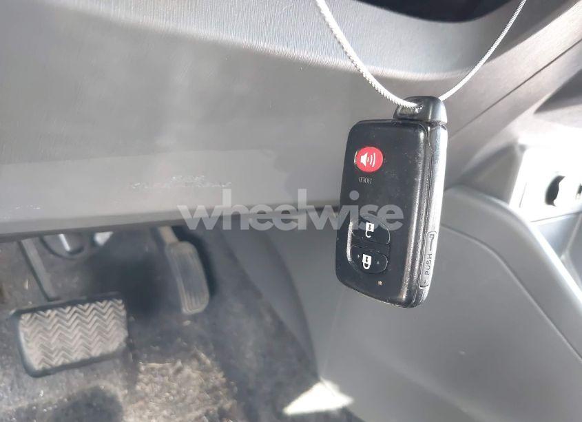 Photo 11 of 2012 Toyota Prius V THREE (VIN JTDZN3EU7C3082401)