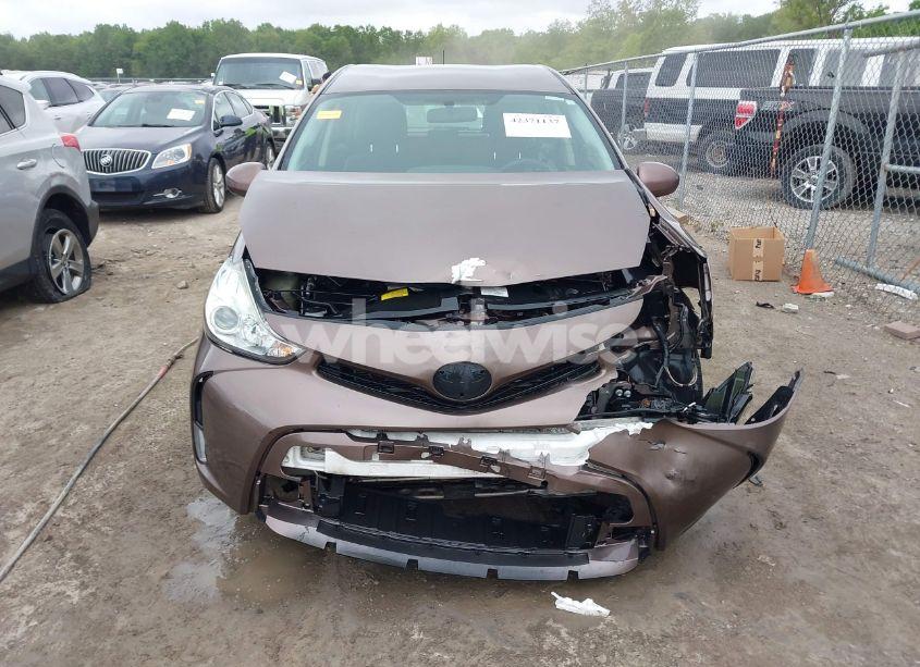 Photo 13 of 2015 Toyota Prius V THREE (VIN JTDZN3EU7FJ025387)
