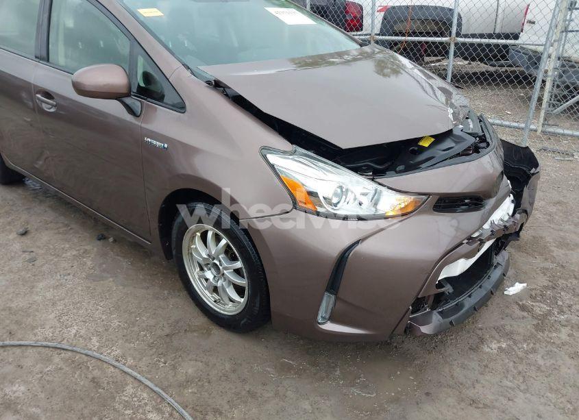 Photo 19 of 2015 Toyota Prius V THREE (VIN JTDZN3EU7FJ025387)