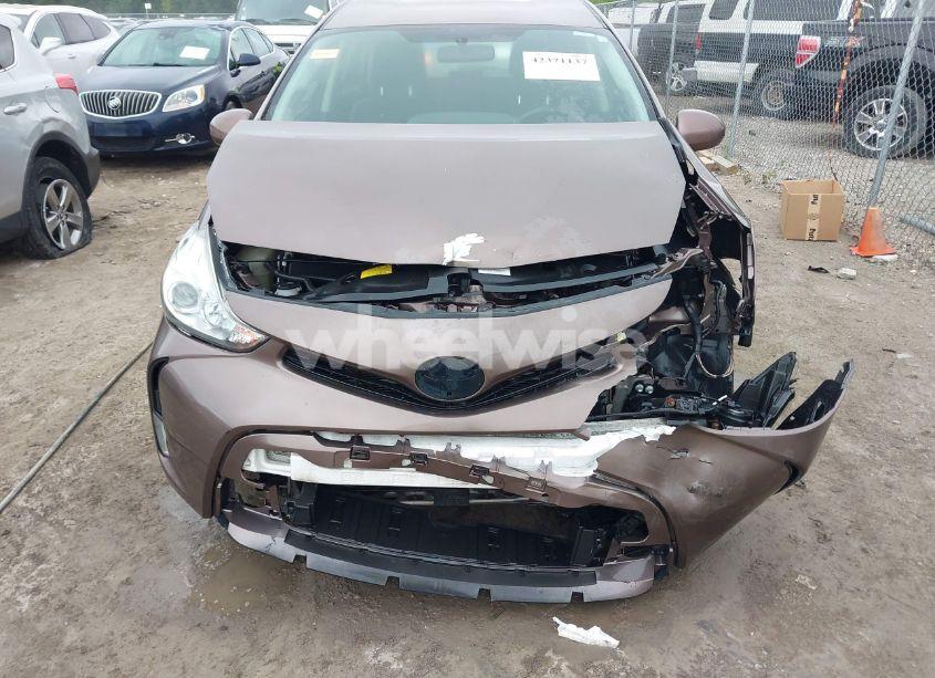 Photo 6 of 2015 Toyota Prius V THREE (VIN JTDZN3EU7FJ025387)