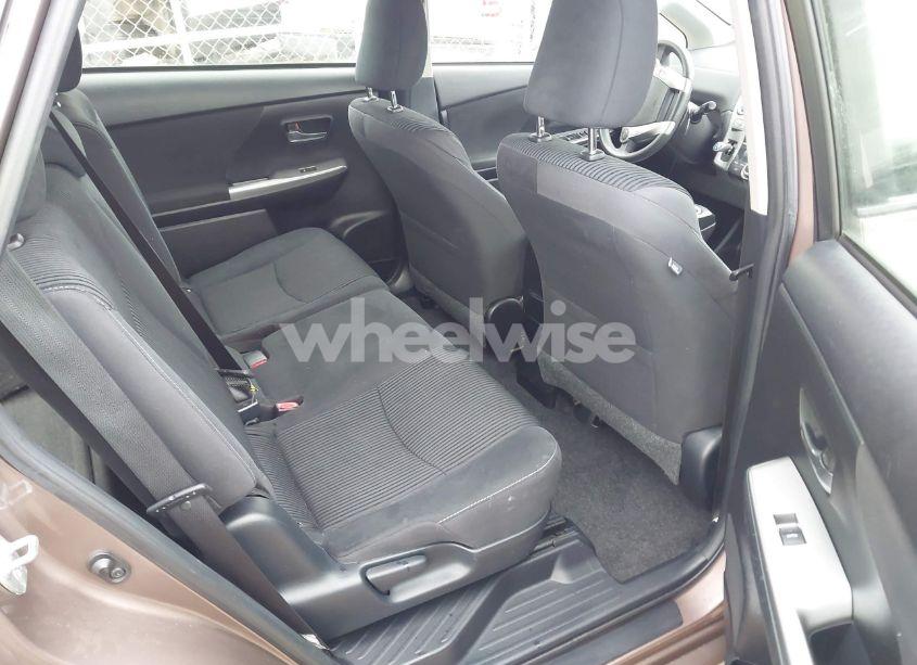 Photo 8 of 2015 Toyota Prius V THREE (VIN JTDZN3EU7FJ025387)