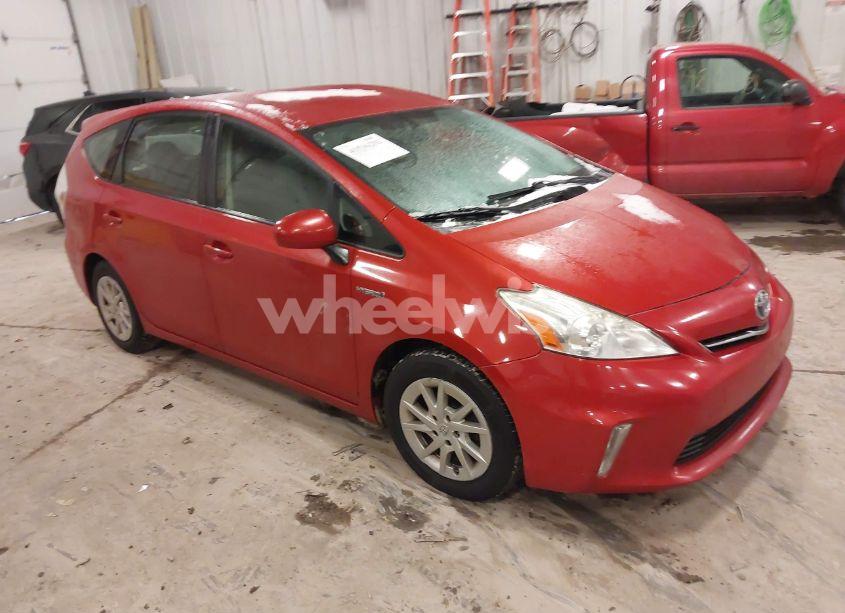 2012 Toyota Prius V THREE (VIN JTDZN3EU8C3138507) main photo