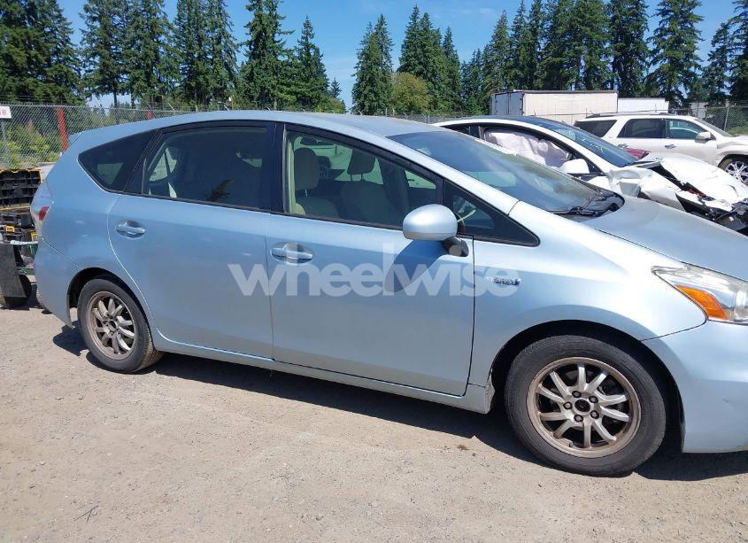 Photo 13 of 2013 Toyota Prius V THREE (VIN JTDZN3EU8D3240410)