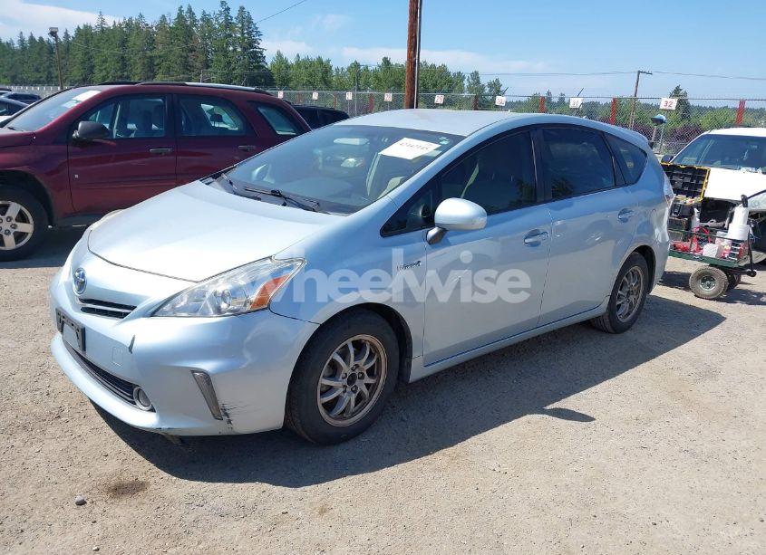 Photo 2 of 2013 Toyota Prius V THREE (VIN JTDZN3EU8D3240410)