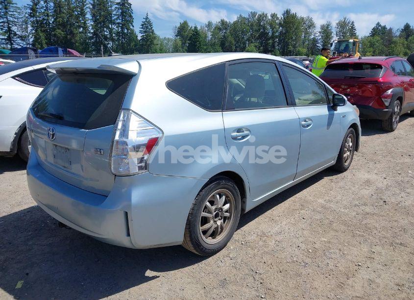 Photo 4 of 2013 Toyota Prius V THREE (VIN JTDZN3EU8D3240410)