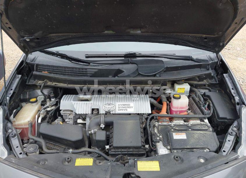 Photo 10 of 2014 Toyota Prius V FIVE (VIN JTDZN3EU8EJ000528)