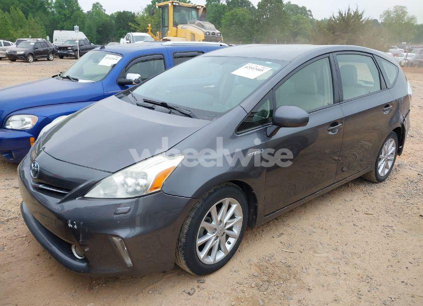 Photo 2 of 2014 Toyota Prius V FIVE (VIN JTDZN3EU8EJ000528)