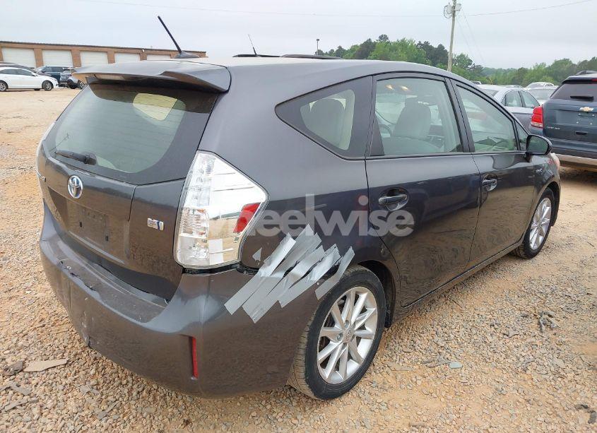 Photo 4 of 2014 Toyota Prius V FIVE (VIN JTDZN3EU8EJ000528)