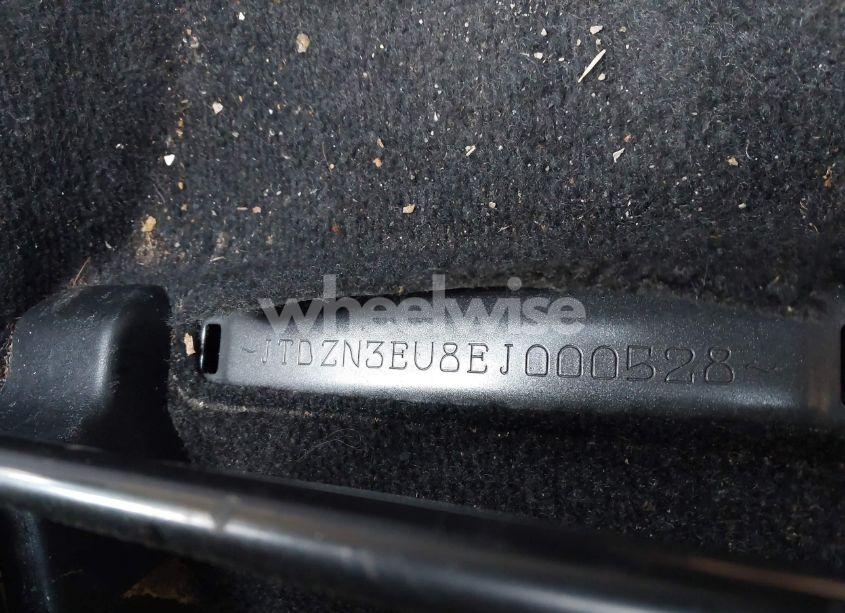 Photo 9 of 2014 Toyota Prius V FIVE (VIN JTDZN3EU8EJ000528)