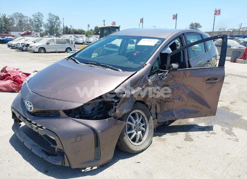 Photo 2 of 2015 Toyota Prius V TWO (VIN JTDZN3EU8FJ028072)