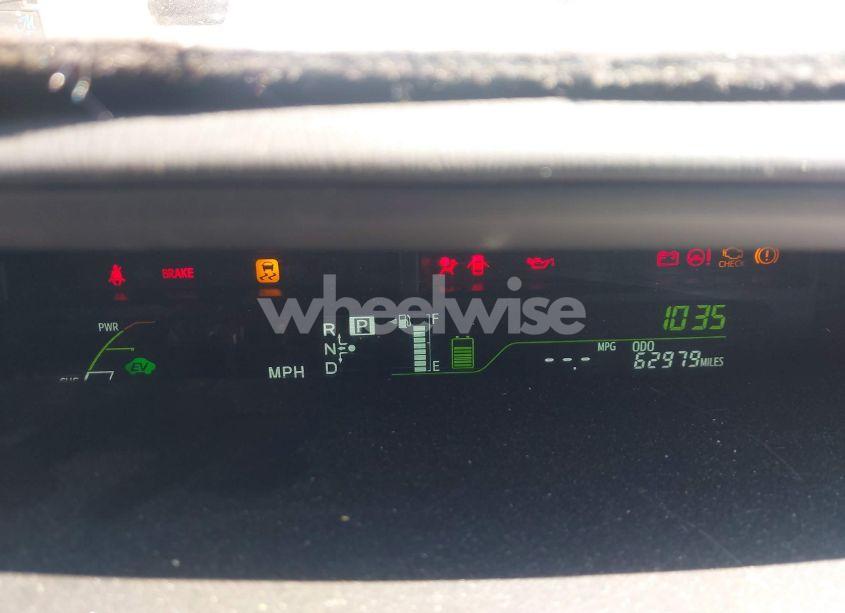 Photo 7 of 2015 Toyota Prius V TWO (VIN JTDZN3EU8FJ028072)