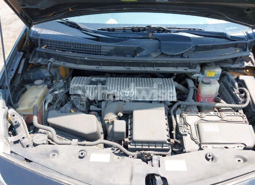 Photo 10 of 2015 Toyota Prius V TWO (VIN JTDZN3EU8FJ033613)