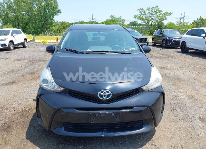 Photo 12 of 2015 Toyota Prius V TWO (VIN JTDZN3EU8FJ033613)