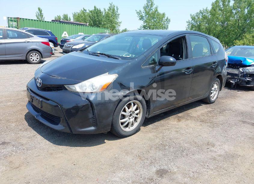 Photo 2 of 2015 Toyota Prius V TWO (VIN JTDZN3EU8FJ033613)