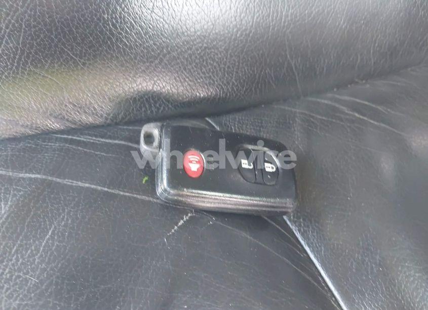 Photo 11 of 2015 Toyota Prius V TWO (VIN JTDZN3EU8FJ036043)