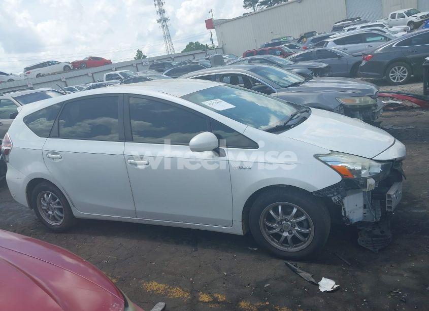 Photo 13 of 2015 Toyota Prius V TWO (VIN JTDZN3EU8FJ036043)