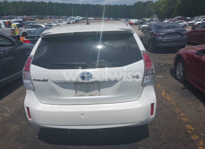Photo 16 of 2015 Toyota Prius V TWO (VIN JTDZN3EU8FJ036043)