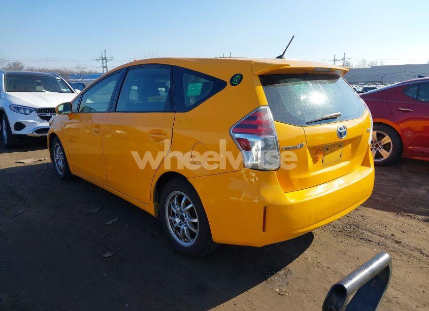 Photo 3 of 2016 Toyota Prius V TWO (VIN JTDZN3EU8GJ043947)