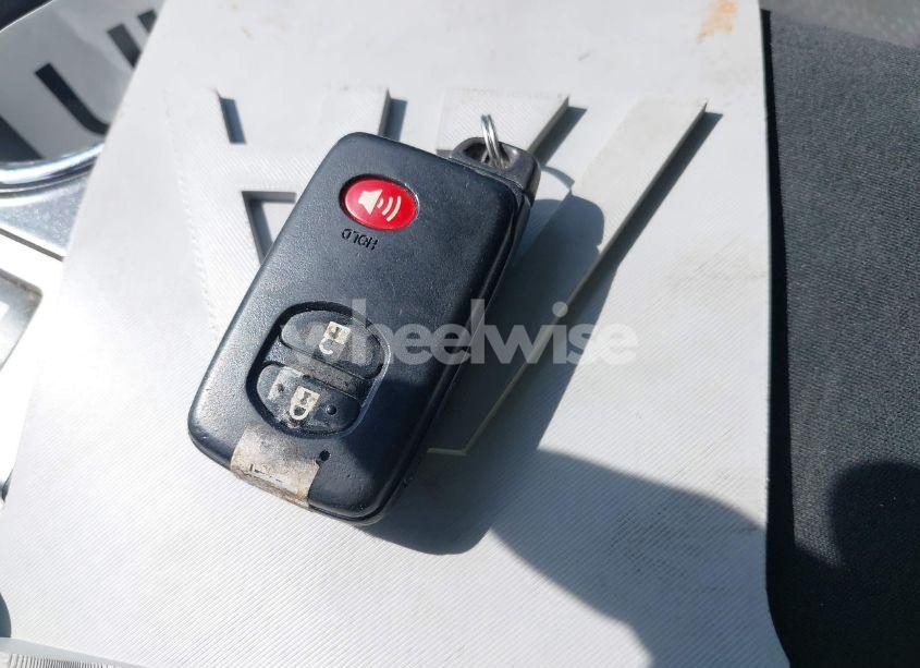 Photo 11 of 2012 Toyota Prius V TWO (VIN JTDZN3EU9C3171449)