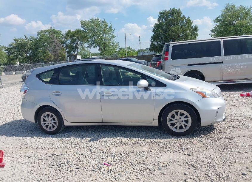 Photo 13 of 2012 Toyota Prius V TWO (VIN JTDZN3EU9C3171449)