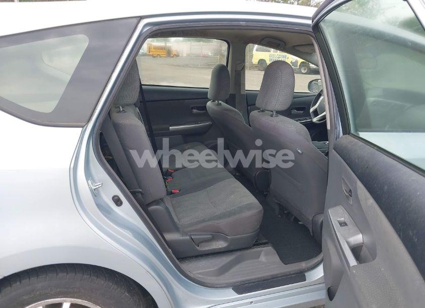 Photo 8 of 2014 Toyota Prius V TWO (VIN JTDZN3EU9E3338444)