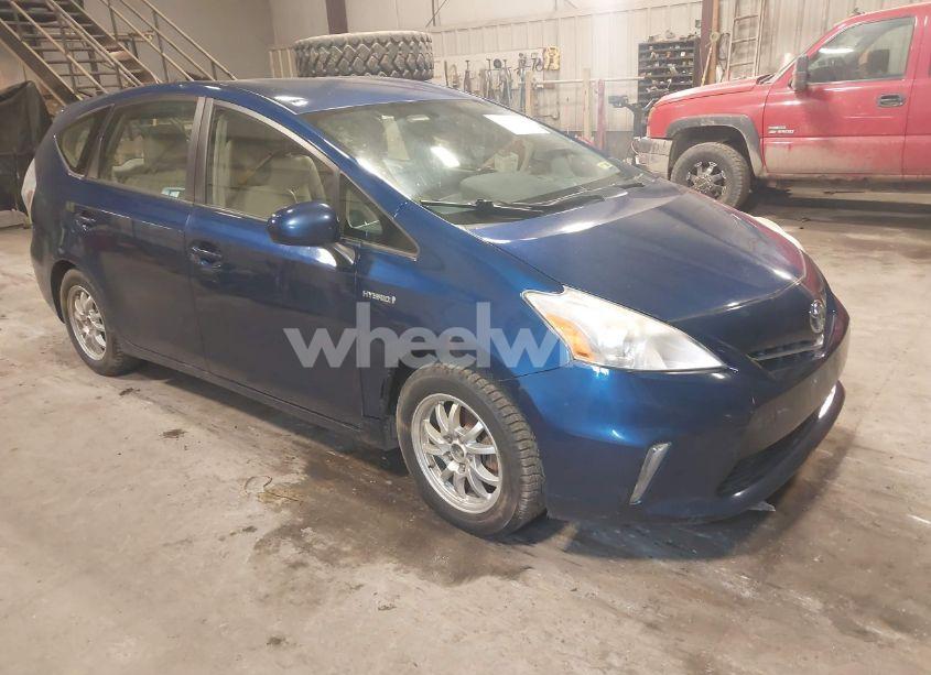 2012 Toyota Prius V THREE (VIN JTDZN3EUXC3041762) main photo