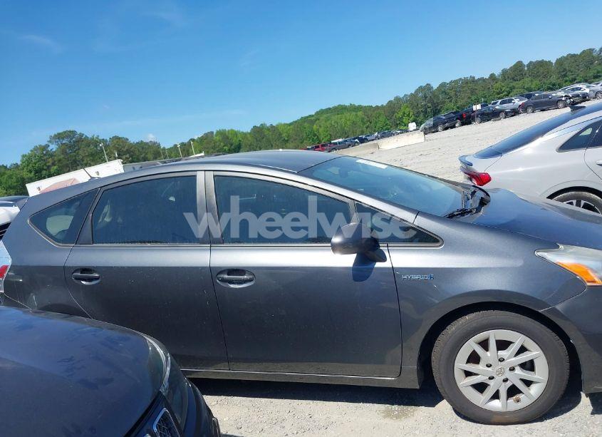 Photo 13 of 2012 Toyota Prius V THREE (VIN JTDZN3EUXC3094414)