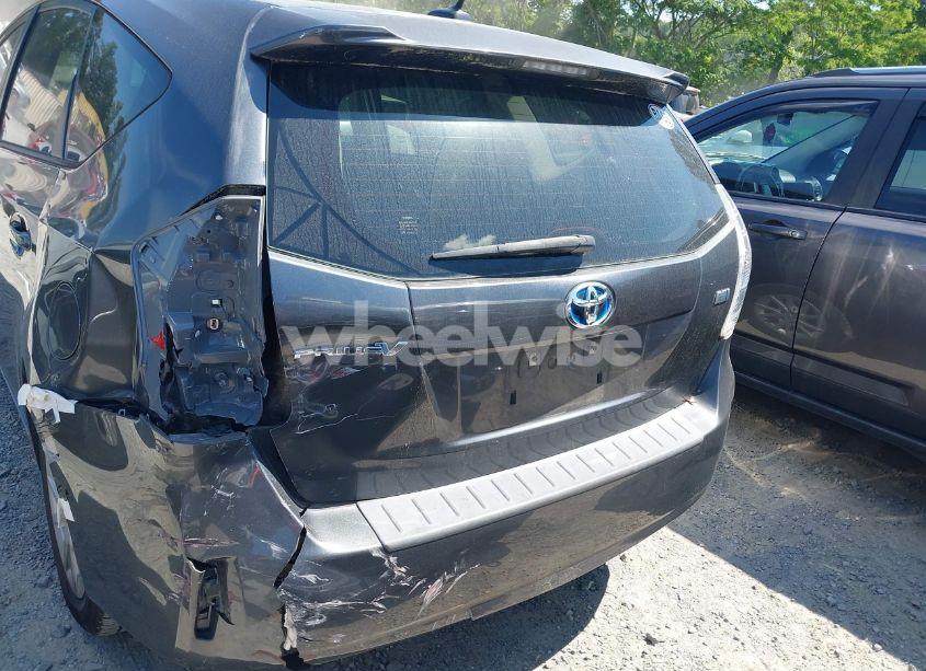 Photo 6 of 2012 Toyota Prius V THREE (VIN JTDZN3EUXC3094414)