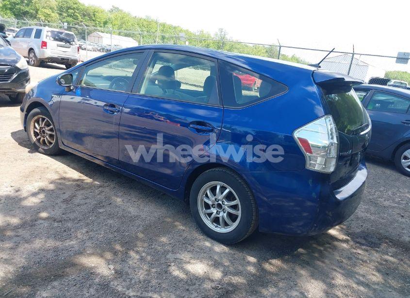 Photo 3 of 2013 Toyota Prius V THREE (VIN JTDZN3EUXD3258116)