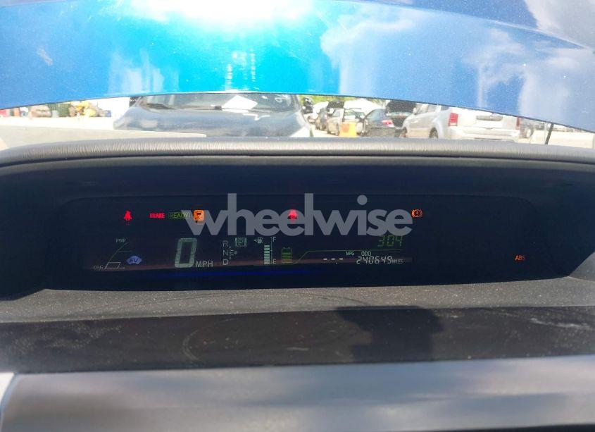 Photo 7 of 2013 Toyota Prius V THREE (VIN JTDZN3EUXD3258116)